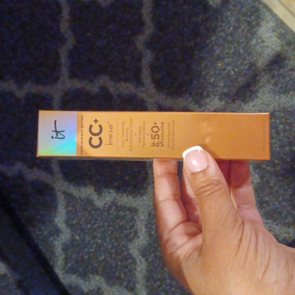 BRONZER NWOT